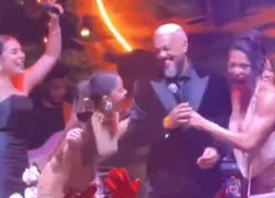 Belo e Gracyanne surgem juntos em festa e reação de Maraisa surpreende