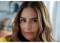 Deborah Secco revela que se envolveu com mulheres e possível 'trisal'