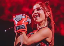 Anitta recebe diagnóstico 'severo' de doença e faz desabafo na web