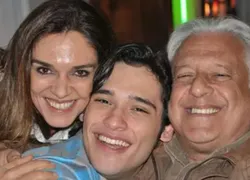 Ex-esposa de Antonio Fagundes é atropelada e bate a cabeça: 'Sangrando