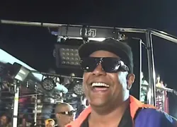 Micareta 2025: Márcio Victor canta sem cueca e faz revelação íntima