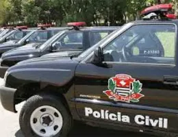 Homem é jogado de ponte durante abordagem