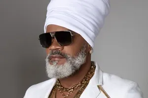 Carlinhos Brown reabre Candyall Guetho Square em 24 de novembro