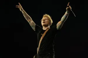 Ed Sheeran é o primeiro cantor do ocidente a fazer show em Butão