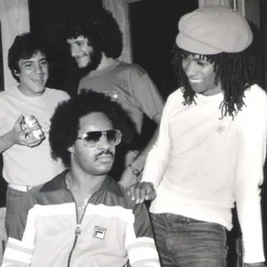 Stevie Wonder inspirou um dos maiores sucessos de Djavan