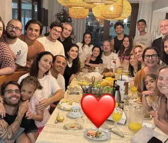 Ivete Sangalo exibe foto rara com filhos crescidos e encanta web