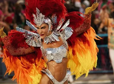 Viradouro revela futuro de Lore Improta após anúncio de gravidez