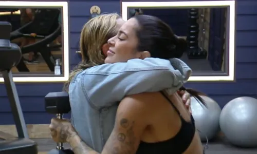 
					A Fazenda: Luana revela armação do grupão contra Flor e G4 corre risco
				
				