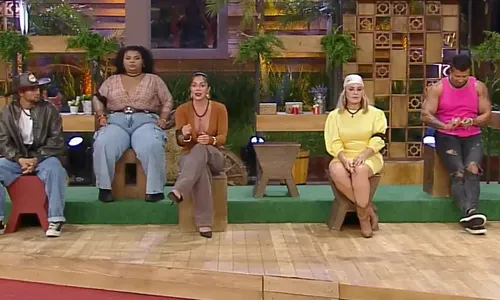 
					A Fazenda 16: Luana se irrita com voto de rival e dispara: 'Marionete'
				
				