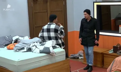 
					A Fazenda 16: Sacha e Gui debocham de Gilsão após estratégia para Roça
				
				