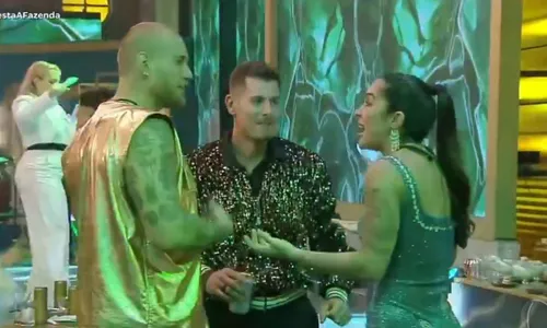 
				
					A Fazenda 16: Sacha revela implicância com Luana e desabafa: 'Medo'
				
				