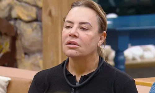 
					Flor Fernandez é detonada após reclamar de salário do SBT: 'Vergonha'
				
				