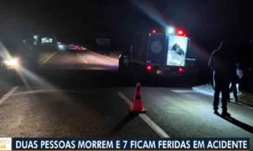 
				
					Acidente entre moto e picape deixa 2 mortos e 7 feridos na Bahia
				
				