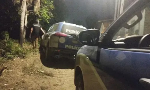 
				
					Adolescente é denunciado pelo próprio pai por homicídio na Bahia
				
				