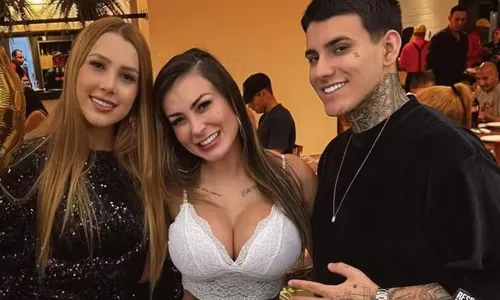 
				
					Andressa Urach choca namorado após gravar vídeo adulto com nora
				
				