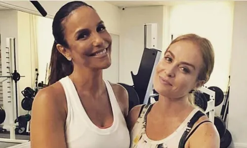 
				
					Angélica faz aniversário e ganha homenagem de Ivete Sangalo: ‘Amor’
				
				