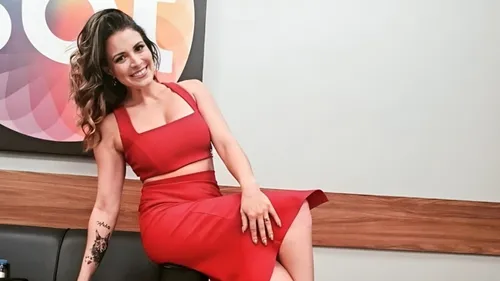 
					Renata del Bianco se jogou no OnlyFans e foi caçada pela Justiça antes de entrar em A Fazenda 18
				
				