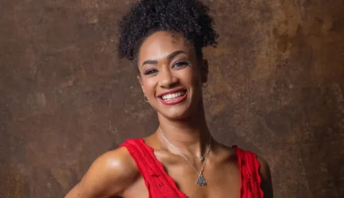
				
					BBB 25: Aline faz sucesso com marcas e deve renovar contrato com Globo
				
				