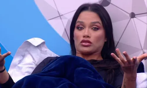 
				
					'BBB 25': Gracyanne cai no choro e é consolada por Diego Hypolito
				
				