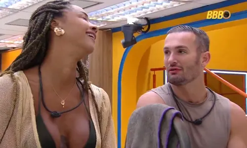 
				
					'BBB 25': Aline e Diego Hypólito provocam Diogo Almeida após 'traição'
				
				