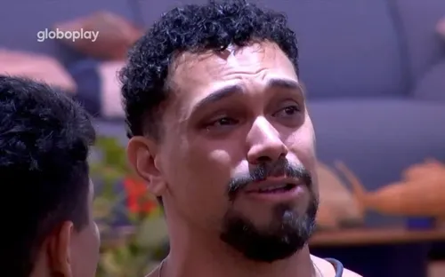 
				
					BBB 25: Ana Maria Braga apoia Vinícius após desabafo: 'Muito difícil'
				
				