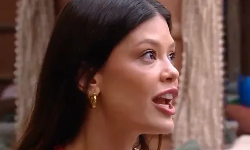 
				
					BBB 25: Camilla diz que Vitória é 'atriz' no jogo e revolta sister
				
				