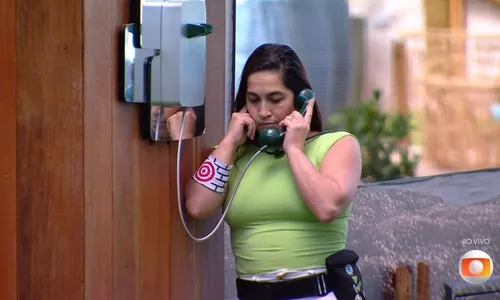 
				
					'BBB 25': Daniele atende Big Fone e poderá mudar rumo do Paredão
				
				