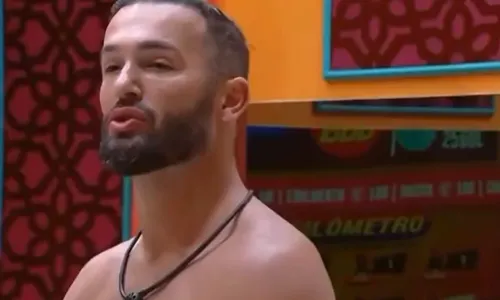 
				
					BBB 25: Diego Hypólito se irrita, grita e manda recado: 'Enganadas'
				
				