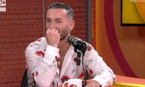 
				
					BBB 25: Gracyanne se desculpa com Diego em reencontro: 'Me arrependo'
				
				
