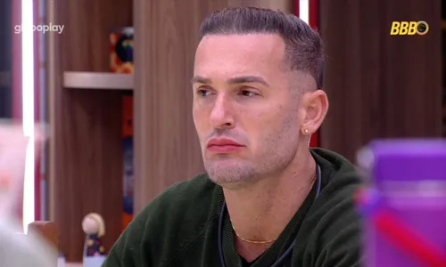 
				
					BBB 25: Diego Hypolito faz grave acusação contra Aline e Diogo
				
				