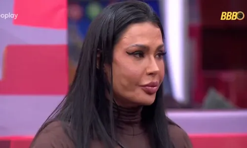 
					'BBB 25': Gracyanne se irrita com Diogo no Quarto Secreto e cita Belo
				
				