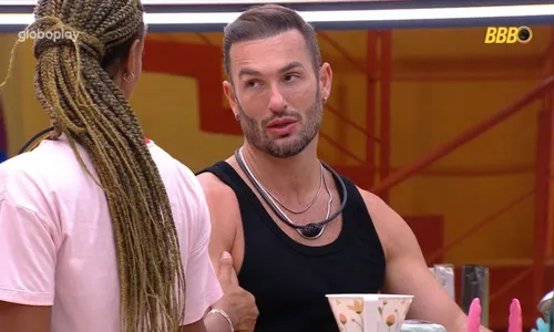 
				
					BBB 25: Guilherme chora e desabafa com Diego Hypolito antes de Paredão
				
				