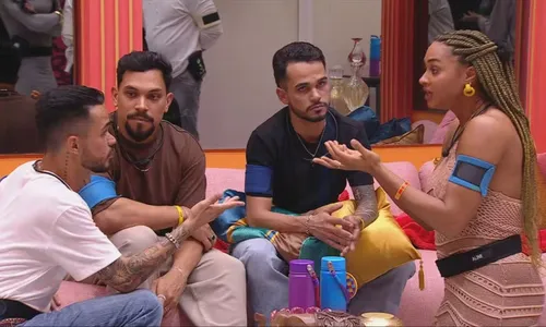 
					'BBB 25': João Pedro culpa aliada por treta com Aline: 'Causou tudo'
				
				