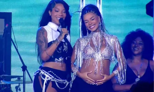 
				
					BBB 25: Ludmilla e Brunna surpreendem e anunciam nome da filha
				
				