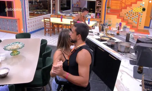 
				
					'BBB 25': Maike leva fora de Renata após eliminação de Giovanna
				
				