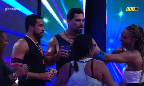 
				
					'BBB 25': Maike leva fora de Renata após eliminação de Giovanna
				
				