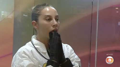 
				
					BBB: web pede expulsão de Renata após sister negar conselho dos fãs
				
				