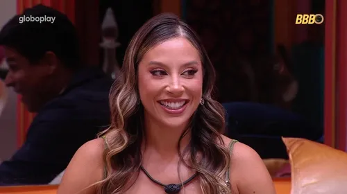 
				
					'BBB 25': Renata renova visual e resultado impressiona fãs: 'Atriz'
				
				