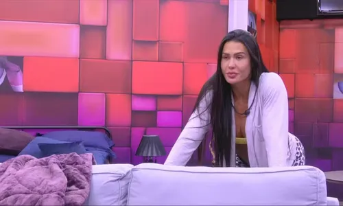 
				
					BBB 25: Gracyanne revela mágoa, detona brothers e dá novo tom ao jogo
				
				