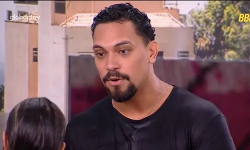 
				
					'BBB 25': Renata faz desabafo impressionante e quer perdão de rival
				
				