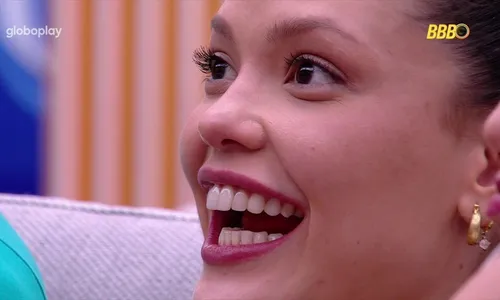 
				
					Enquete BBB 25: Vitória mostra força e humilha Renata e Vinícius
				
				