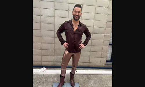 
				
					BBB 25: confira os looks dos ex-participantes na grande final
				
				