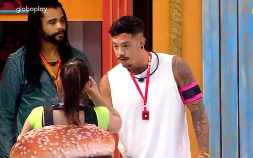 
				
					BBB 25: Diego e Daniele Hypolito decidem quem vão imunizar
				
				