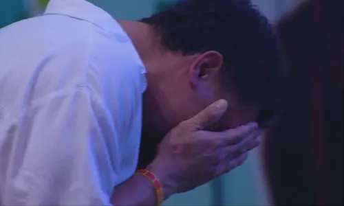 
					'BBB 25': festa tem Vitória detonando João Pedro, desabafos e chororô
				
				