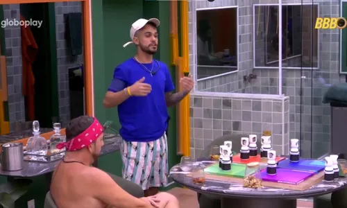 
				
					BBB: Diego passa mal, Gracyanne detona aliado e Guilherme se revolta
				
				