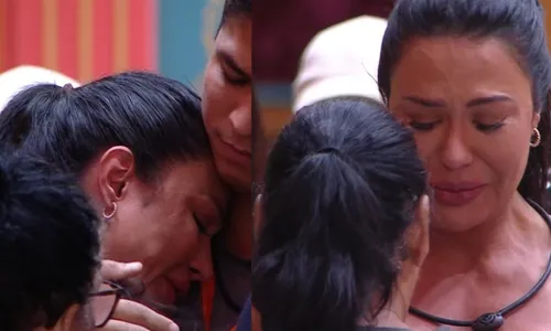 
				
					BBB 25: Gracyanne se irrita com indicação à Paredão e detona Guilherme
				
				
