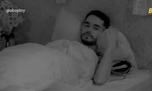 
				
					BBB: João Pedro desabafa, Vinícius se desespera e previsão de Renata
				
				