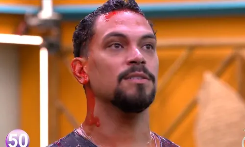 
				
					'BBB 25': Vinícius sofre crise após Paredão e é amparado por Delma
				
				