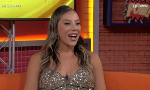 
				
					'BBB 25': Renata quebra silêncio sobre Aline e Vinícius após reality
				
				