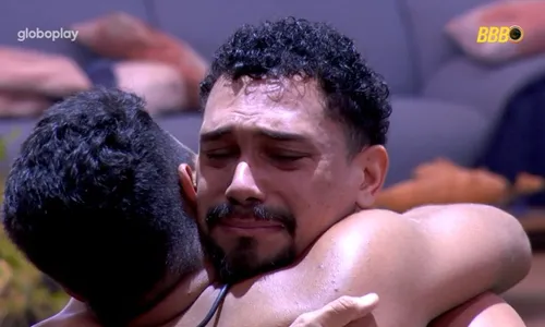 
					BBB 25: Vinícius recebe advertência após brincadeira com João Pedro
				
				